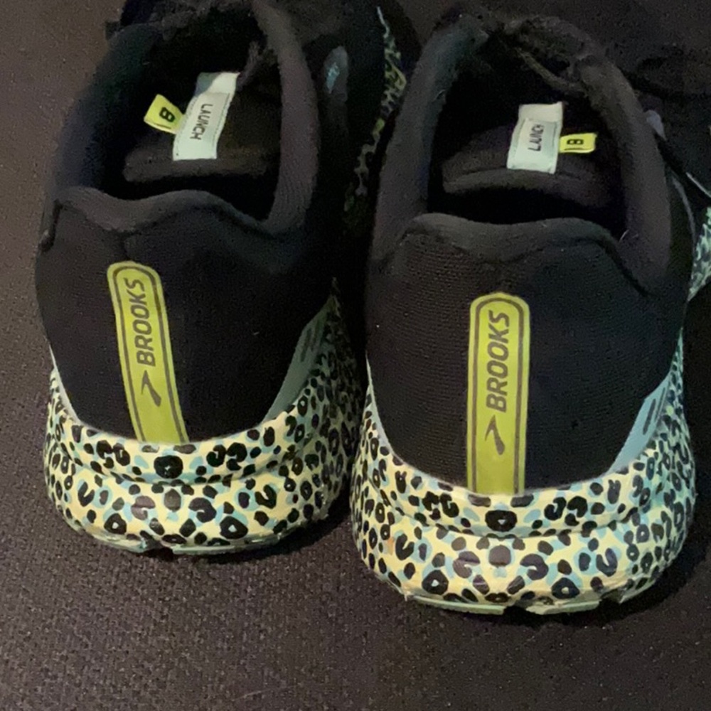Brooks Launch 8 Black and Lime green  Leopard Print Sneakers
Women size 9 - Picture 10 of 10